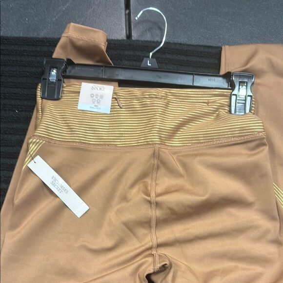 Victoria's Secret Brown leggings - Picture 5 of 6